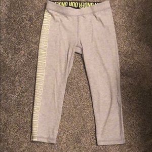Under armour cropped work out leggings